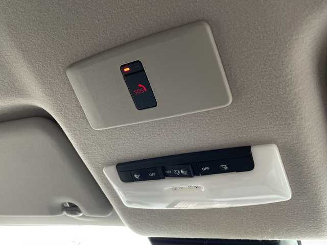 日産 オーラ G レザーエディション 新潟県 2023(令5)年 1.6万km ピュアホワイトパール ワンオーナー/純正ナビ（Bluetooth/DTV/FM/AM）/全周囲カメラ/BOSEプレミアムサウンド/プロパイロット/パーソナルディスプレイ/エマージェンシーブレーキ/コーナーセンサー/インナーバックミラー/ワイヤレス充電/VDC（ビークルダイナミクスコントロール）/LDW（車線免脱警報）/BSI（後側方衝突防止支援システム）/BSW（後側方車両検知警報）/ビルトインETC2.0/レザーシート/インテリジェントクルーズコントロール/SOSコール