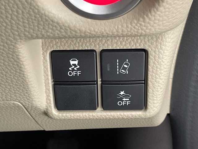 ホンダ Ｎ ＢＯＸ 2トーン G L ホンダセンシング 宮崎県 2020(令2)年 4.9万km プレミアムアイボリーパールⅡ 純正8インチナビ/Ｂｌｕｅｔｏｏｔｈ/CD/HDMI/フルセグＴＶ　/片側パワースライドドア/レーダークルーズコントロール/バックカメラ/Ｄ／Ｎ席シートヒーター/ドライブレコーダー（前、後）/ビルトインＥＴＣ/ステアリングリモコン/スペアキー/プッシュスタート