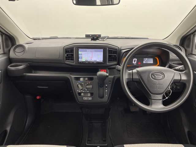 ダイハツ ミラ イース L SAⅢ 茨城県 2020(令2)年 4万km ホワイト ナビ　Ｂｌｕｅｔｏｏｔｈ　衝突軽減ブレーキ　オートハイビーム　リモコンキー　横滑り防止装置　純正フロアマット　電動格納ミラー　ドアバイザー　アイドリングストップ　コーナーセンサー　ドライブレコーダー