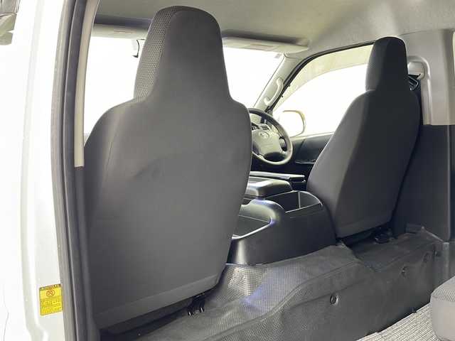 トヨタ ハイエース DX ロング 道央・札幌 2014(平26)年 6.6万km ホワイト ・４WD　/・社外カロッツェリアナビ　/・DVD.CD.SD。ワンセグ/・バックカメラ/・左パワースライドドア/・10人乗り/・社外オーバーフェンダー/・社外ドア　ミラーウィンカー/・リアエアコン　/　リアヒーター/・車内照明　LED球/・ETC
