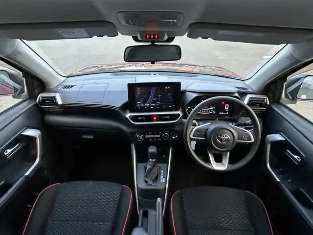 トヨタ ライズ G 福岡県 2020(令2)年 6.8万km ファイアークォーツレッドM 純正9型SDナビ（フルセグTV/CD/DVD/BT）全方位モニタートヨタセーフティーセンスコーナーセンサーETC純正LEDヘッドライト純正フロアマット純正16インチアルミホイールスマートキープッシュスタートHDMIUSBポート