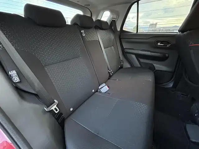 トヨタ ライズ G 福岡県 2020(令2)年 6.8万km ファイアークォーツレッドM 純正9型SDナビ（フルセグTV/CD/DVD/BT）全方位モニタートヨタセーフティーセンスコーナーセンサーETC純正LEDヘッドライト純正フロアマット純正16インチアルミホイールスマートキープッシュスタートHDMIUSBポート