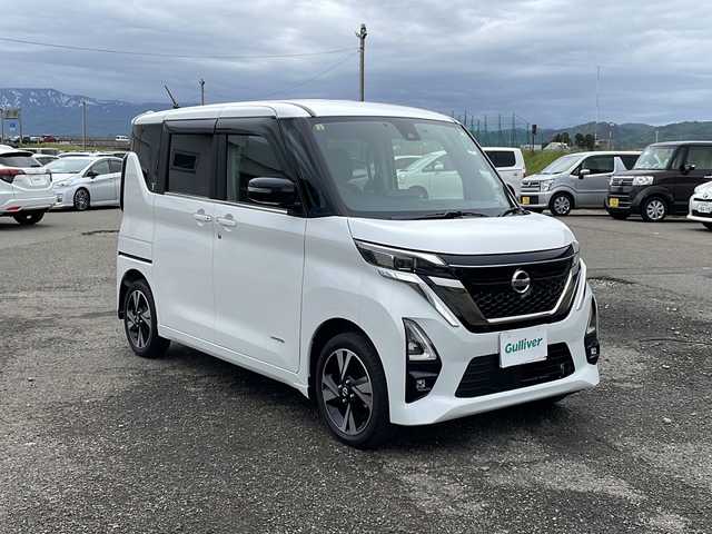 日産 ルークス HWS Gターボ アーバンクロム プロパイロットED 新潟県 2022(令4)年 1.5万km ホワイトパール 4WD/純正9インチSDナビ(MM321D-L)/CD/DVD/BT/フルセグテレビ/SDミュージックサーバー/全方位カメラ/ETC/ドライブレコーダー/衝突被害軽減ブレーキ/レーンキープアシスト/レーダークルーズコントロール/革シート/ベンチシート/シートヒーター /両側パワースライドドア/コーナーセンサー/ステアリングスイッチ/スマートキー/プッシュスタート/LEDヘッドライト/オートライト/フォグランプ/純正15インチアルミホイール