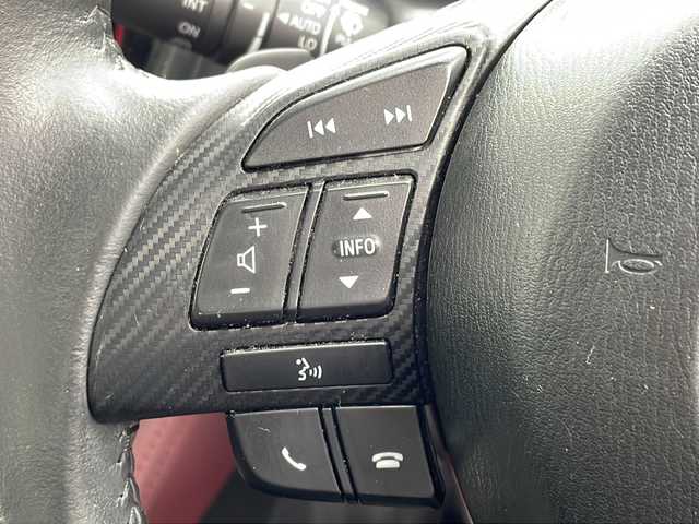マツダ ＣＸ－３ XD ツーリング 大阪府 2016(平28)年 7.8万km ジェットブラックマイカ 衝突軽減システム　/アクティブドライビングディスプレイ　/フルセグTV　/Bluetooth　/CD　/DVD　/バックカメラ　/クルーズコントロール　/BSM　/LEDヘッドライト　/純正アルミホイール　/ETC/スマートキー/プッシュスタート/純正フロアマット