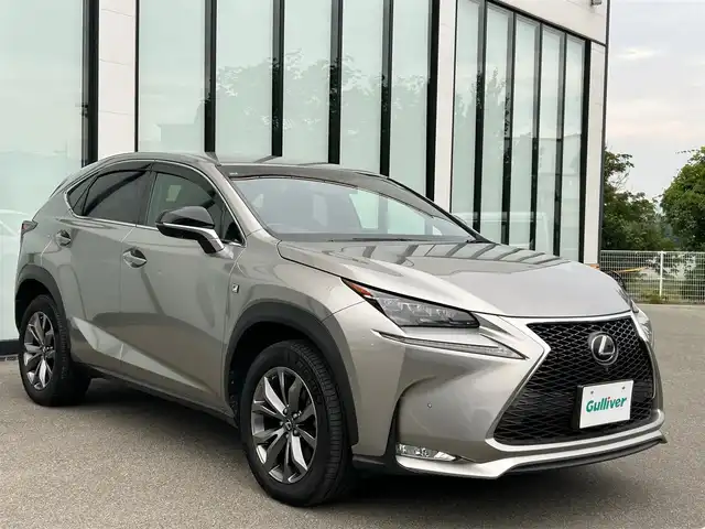 レクサス ＮＸ 200t Fスポーツ 大阪府 2017(平29)年 4.9万km ソニックチタニウム 純正ナビ/   フルセグTV/CD/DVD/Bluetooth/USB/全方位モニター/衝突軽減ブレーキ/横滑り防止装置/コーナーセンサー/ＢＳＭ/前席エアシートヒーター/レーダークルーズコントロール/パドルシフト/運転席、助手席パワーシート/ステアリングヒーター/前後ドライブレコーダー/純正18インチアルミホイール/純正フロアマット/プッシュスタート/スマートキー/レザーシート/ＥＴＣ/三眼ＬＥＤ