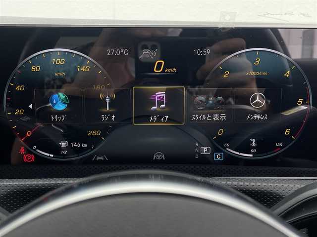 メルセデス・ベンツ ＣＬＡ２００ｄ Sブレーク AMGライン 東京都 2020(令2)年 6万km ポーラホワイト レーダーセーフティパッケージ/パークトロニック/ドライブアウェイアシスト/リアクロストラフィックアラート/マルチビームLEDヘッドランプ/アダプティブハイビームアシストプラス/シルバーダイヤモンドメッシュフロントグリル/開口部横バーブラックメッシュフロントエアロバンパー/サイドシルスポイラー/リアスポイラー/下部ラウンド型クローム加飾付リアエアロバンパー/225/45R18タイヤ/18インチAMG製5本ツインスポークアルミホイール/「Mercedes-Benz」ロゴ入りブレーキキャリバー(フラットボトム)/プライバシーガラス/DINAMICA(スエード調)貼インパネ加飾/レッドステッチ入ディンプルナッパ革巻きスポーツステアリングホイール(フラットボトム)/左右独立調整オートエアコン/リアエアコン吹き出し口/レッドステッチ入ブラック合皮/DINAMICA(スエード調)コンビスポーツシート/シートヒーター(D席/N席)/パワーシート(D席/N席)/イージーエントリー(D席/N席)/ステンレス製ペダル