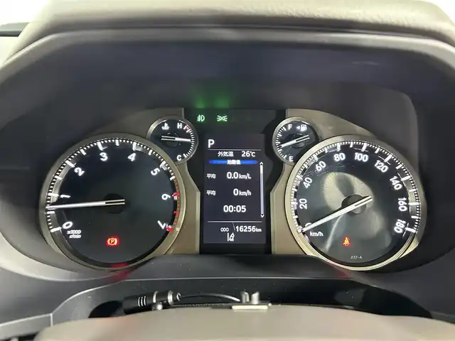 トヨタ ランドクルーザー プラド TX Lパッケージ 大阪府 2023(令5)年 1.7万km ホワイトパールクリスタルシャイン サンルーフ　革シート　社外エアロ　社外ディスプレイオーディオ　Ｂカメラ　パワーシート／ヒーター／エアコン　衝突軽減　レーダーＣ　クリアランスソナー　レーンアシスト　ルーフレール　前後ドラレコ　４ＷＤ