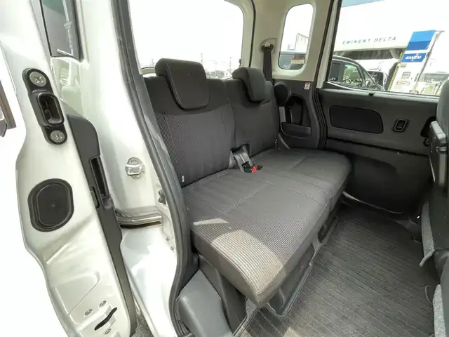 日産 デイズ ルークス ハイウェイスターX 滋賀県 2017(平29)年 6.8万km ホワイトパール 禁煙車/社外7インチナビ/CD.DVD.Bluetooth.フルセグ/全方位カメラ/衝突軽減ブレーキ/片側電動スライドドア/前方ドライブレコーダー/アイドリングストップ/ETC/LEDヘッドライト/オートライト/オートハイビーム/ステアリングスイッチ/スマートキー