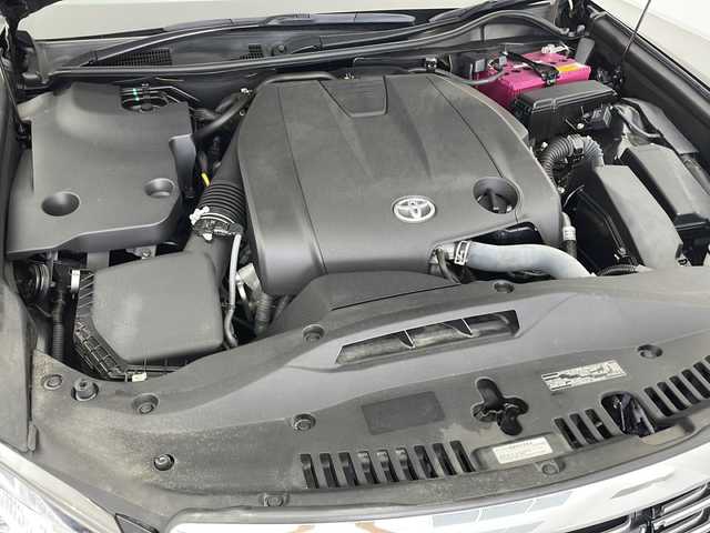 トヨタ クラウン ロイヤル ロイヤルサルーン 宮城県 2016(平28)年 1.8万km ブラック 純正ナビ/Bluetooth/フルセグTV/AM/FM/CD/バックカメラ/前席パワーシート/レーダークルーズコントロール/横滑り防止装置/レーンキープアシスト/衝突被害軽減システム/スペアキー×1/ビルトインETC/カーテンエアバッグ/純正16インチAW/純正フロアマット/オートライト/プッシュスタート/LEDヘッドライト/電動格納ミラー/保証書