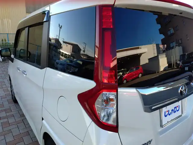 トヨタ ルーミー カスタムG－T 新潟県 2017(平29)年 10.9万km パールホワイトⅢ (株)IDOMが運営する【じしゃロン新潟店】の自社ローン専用車両になります。/こちらは現金またはオートローンご利用時の価格です。自社ローンご希望の方は別途その旨お申付け下さい/純正ナビ（地図SDなし）/CD/DVD視聴可能/フルセグTV視聴可能（走行中視聴可能）/バックカメラ/Bluetooth接続可能/ETC/プッシュスタート/クルーズコントロール/両側パワースライドドア/純正フロアマット/後ろのみコーナーセンサー/横滑り防止装置/衝突被害軽減システム/電動格納ウィンカーミラー/フォグランプ/スマートキー/スペアキー×１