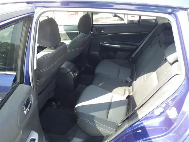スバル レヴォーグ 1．6GT アイサイト プラウドED 千葉県 2015(平27)年 5.3万km ラピスブルーP アイサイト/SIドライブ/スバルリヤビークルディテクション/社外メモリーナビ/地デジTV/【DVD/CD再生機能　Bluetooth接続】/サイド/バックカメラ/革巻きステアリング/ステアリングスイッチ/パドルシフト/運転席パワーシート/ETC/LEDヘッドライト/フォグライト/ウインカーミラー/純正17インチアルミホイル/サイド/カーテン/ニーエアバッグ/キーレスアクセス
