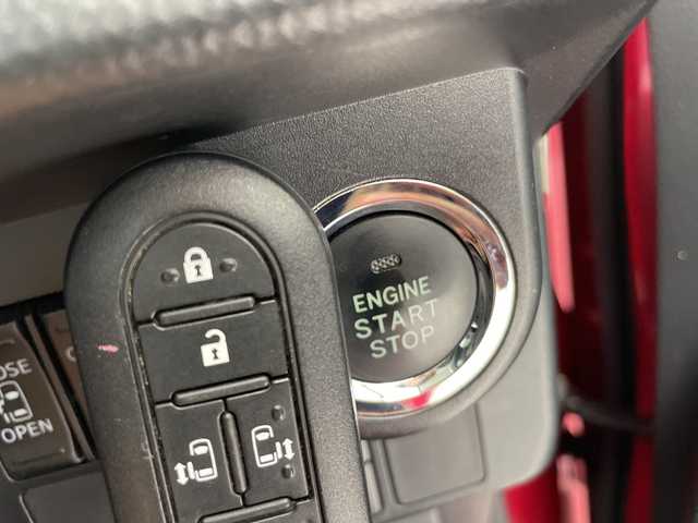 トヨタ タンク カスタムG S 愛知県 2018(平30)年 3.3万km マゼンタベリーマイカM 純正8型ナビ　ＳＤカードなし/フルセグ/バックカメラ/シートヒーター/クルーズコントロール/両側パワースライドドア/衝突軽減システム/アイドリングストップ/LEDヘッドライト/ステアリングスイッチ/スマートキー/プッシュスタート/コーナーセンサー