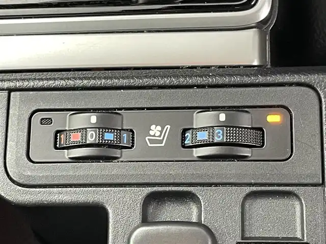 トヨタ ランドクルーザー プラド TX Lパッケージ マットブラED 群馬県 2023(令5)年 2.4万km ブラック 禁煙車　アルパインフローティングビックXナビ　バックカメラ　衝突軽減　ダウンヒルアシストコントロール　アダプティブクルーズコントロール　パワーシート　シートヒーター　シートエアコン　障害物センサー