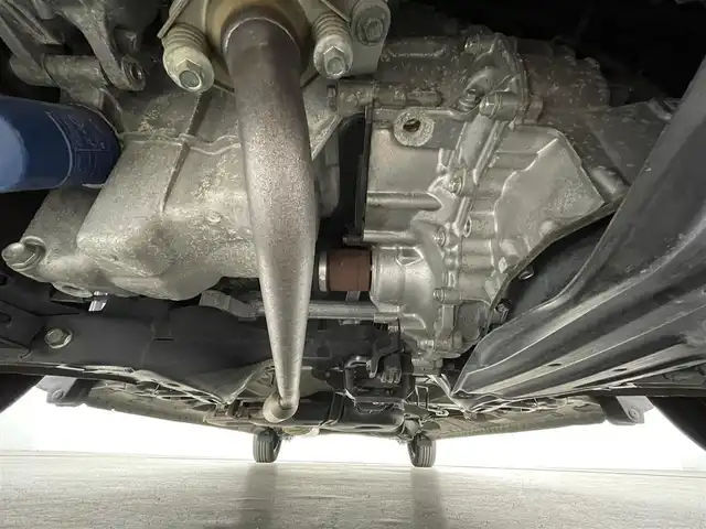 ホンダ Ｎ ＢＯＸ G L ホンダセンシング 福島県 2018(平30)年 4.6万km クリスタルブラックパール ホンダセンシング/・衝突被害軽減ブレーキ/・車線逸脱警報装置/・レーンキープアシスト/・レーダークルーズコントロール/・セキュリティアラーム/純正インターナビ/・型番：VXM-184VFi/・フルセグTV/BT/CD/DVD/AM/FM/iPod/AUX/USB/・バックカメラ/・ビルトインETC/・純正ドライブレコーダー/片側パワースライドドア/革巻きステアリング/・ステアリングリモコン/ベンチシート/プッシュスタート/・スマートキー/アイドリングストップ/ドアバイザー