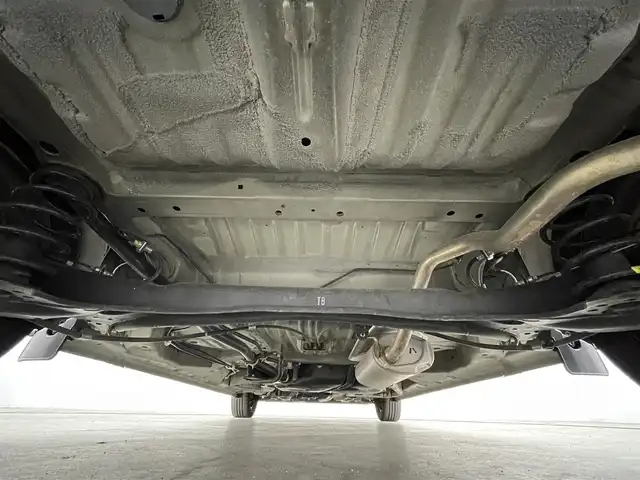 ホンダ Ｎ ＢＯＸ G L ホンダセンシング 福島県 2018(平30)年 4.6万km クリスタルブラックパール ホンダセンシング/・衝突被害軽減ブレーキ/・車線逸脱警報装置/・レーンキープアシスト/・レーダークルーズコントロール/・セキュリティアラーム/純正インターナビ/・型番：VXM-184VFi/・フルセグTV/BT/CD/DVD/AM/FM/iPod/AUX/USB/・バックカメラ/・ビルトインETC/・純正ドライブレコーダー/片側パワースライドドア/革巻きステアリング/・ステアリングリモコン/ベンチシート/プッシュスタート/・スマートキー/アイドリングストップ/ドアバイザー