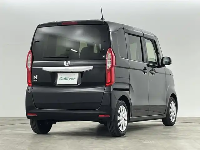 ホンダ Ｎ ＢＯＸ G L ホンダセンシング 福島県 2018(平30)年 4.6万km クリスタルブラックパール ホンダセンシング/・衝突被害軽減ブレーキ/・車線逸脱警報装置/・レーンキープアシスト/・レーダークルーズコントロール/・セキュリティアラーム/純正インターナビ/・型番：VXM-184VFi/・フルセグTV/BT/CD/DVD/AM/FM/iPod/AUX/USB/・バックカメラ/・ビルトインETC/・純正ドライブレコーダー/片側パワースライドドア/革巻きステアリング/・ステアリングリモコン/ベンチシート/プッシュスタート/・スマートキー/アイドリングストップ/ドアバイザー
