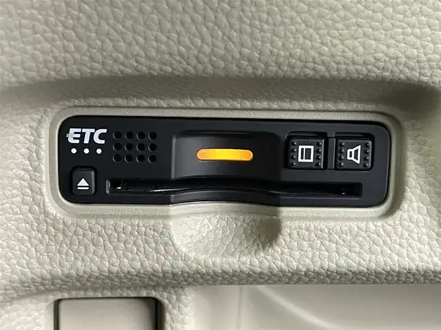 ホンダ Ｎ ＢＯＸ G L ホンダセンシング 福島県 2018(平30)年 4.6万km クリスタルブラックパール ホンダセンシング/・衝突被害軽減ブレーキ/・車線逸脱警報装置/・レーンキープアシスト/・レーダークルーズコントロール/・セキュリティアラーム/純正インターナビ/・型番：VXM-184VFi/・フルセグTV/BT/CD/DVD/AM/FM/iPod/AUX/USB/・バックカメラ/・ビルトインETC/・純正ドライブレコーダー/片側パワースライドドア/革巻きステアリング/・ステアリングリモコン/ベンチシート/プッシュスタート/・スマートキー/アイドリングストップ/ドアバイザー