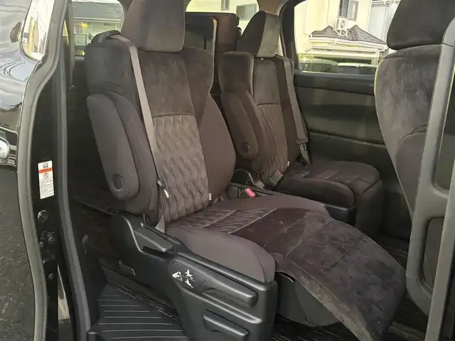 トヨタ アルファード S 埼玉県 2019(令1)年 0.8万km ブラック ・ワンオーナー　/・ディーラー点検記録R2:3:4:6年　/・モデリスタエアロ　/・社外17インチアルミ　オールシーズンタイヤ付き/・社外18インチアルミ車載（サマータイヤ6分山）/・純正ナビフルセグTV　DVD　BT　SD　/・バックカメラ　/・ドライブレコーダー/・デジタルインナーミラー/・ETC2.0　/・両側パワースライドドア/・2列目オットマンシート/・電子パーキングブレーキ/・オートホールド/・オートハイビーム/・オートライト/・LEDフォグ/・レーダークルーズコントロール/・LTA/・クリアランスソナー/・PKSB/・PCS/・BSM/・RSA/・スマートキー×２/・プッシュスタート/・保証書/・取説