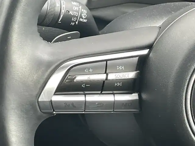 マツダ マツダ３セダン 20S Lパッケージ 千葉県 2019(令1)年 5.7万km ジェットブラックマイカ 純正8．8インチナビ/バックカメラ/レーダークルーズ/Bluetooth/フルセグ/オートハイビーム/BOSE/LEDヘッドライト/レザーシート/シートヒーター/ヘッドアップディスプレイ/電子パーキング/ETC