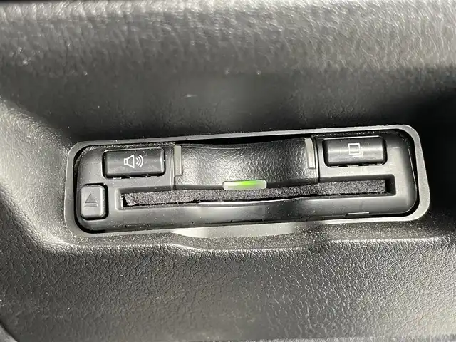 マツダ マツダ３セダン 20S Lパッケージ 千葉県 2019(令1)年 5.7万km ジェットブラックマイカ 純正8．8インチナビ/バックカメラ/レーダークルーズ/Bluetooth/フルセグ/オートハイビーム/BOSE/LEDヘッドライト/レザーシート/シートヒーター/ヘッドアップディスプレイ/電子パーキング/ETC