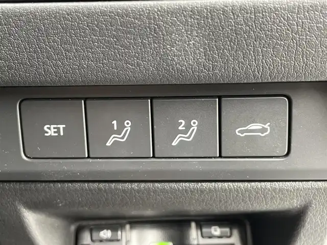 マツダ マツダ３セダン 20S Lパッケージ 千葉県 2019(令1)年 5.7万km ジェットブラックマイカ 純正8．8インチナビ/バックカメラ/レーダークルーズ/Bluetooth/フルセグ/オートハイビーム/BOSE/LEDヘッドライト/レザーシート/シートヒーター/ヘッドアップディスプレイ/電子パーキング/ETC