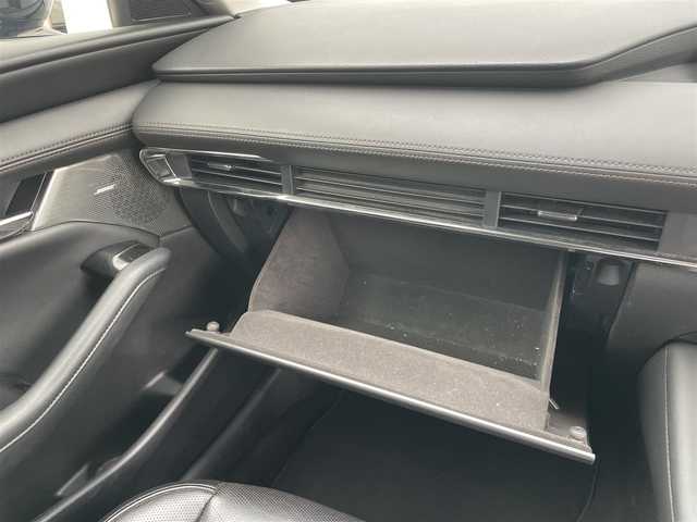 マツダ マツダ３セダン 20S Lパッケージ 千葉県 2019(令1)年 5.7万km ジェットブラックマイカ 純正8．8インチナビ/バックカメラ/レーダークルーズ/Bluetooth/フルセグ/オートハイビーム/BOSE/LEDヘッドライト/レザーシート/シートヒーター/ヘッドアップディスプレイ/電子パーキング/ETC