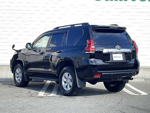 トヨタ ランドクルーザー プラド TX 山形県 2021(令3)年 7.7万km ブラック ToyotaSafetySenseP/・プリクラッシュセーフティ/・レーンディパーチャーアラート/・オートマチックハイビーム/・ロードサインアシスト/・先行車発進アラーム	/サンルーフ				/純正ナビ（CD/DVD/Bluetooth/HDMI）/フルセグテレビ/バックカメラ/デジタルインナーミラー/ETC/純正ドライブレコーダー/レーダークルーズコントロール/センターデフロック/コーナーセンサー/ルーフレール/革調シートカバー/LEDヘッドライト/ヘッドランプクリーナー/フォグランプ/ドアバイザー/純正フロアマット/純正ホイール