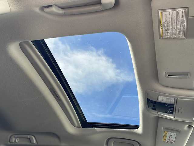 トヨタ ランドクルーザー プラド TX 山形県 2021(令3)年 7.7万km ブラック ToyotaSafetySenseP/・プリクラッシュセーフティ/・レーンディパーチャーアラート/・オートマチックハイビーム/・ロードサインアシスト/・先行車発進アラーム	/サンルーフ				/純正ナビ（CD/DVD/Bluetooth/HDMI）/フルセグテレビ/バックカメラ/デジタルインナーミラー/ETC/純正ドライブレコーダー/レーダークルーズコントロール/センターデフロック/コーナーセンサー/ルーフレール/革調シートカバー/LEDヘッドライト/ヘッドランプクリーナー/フォグランプ/ドアバイザー/純正フロアマット/純正ホイール