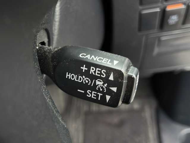 トヨタ アルファードハイブリット G 道北・旭川 2019(平31)年 5.5万km ホワイトパールクリスタルシャイン /4WD//ツインムーンルーフ//JBLサウンド//純正SDナビ//CD/DVD/BD/SD/MSV/BT/AUX/USB/フルセグ//両側パワースライドドア//ベージュ合皮シート//運転席メモリシート//パワーシート//シートヒーター＆エアシート//バックカメラ//パーキングアシスト//トヨタセーフティセンス//PCS/ACC/LTA/BSM/RCTA/PKSB/RSA//クリアランスソナー//オートハイビーム//オートライト//LEDヘッドライト//フォグライト//オートリトラミラー//オートワイパー//ビルトインETC2.0//前後ドライブレコーダー//後席サンシェード//純正フロアマット//ドアバイザー