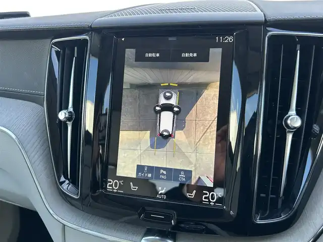 ボルボ ＸＣ６０ B5 AWD インスクリプション 東京都 2021(令3)年 2.8万km パール 純正ナビ/360°カメラ/ハーマンカードンスピーカー/AppleCarPlay/ヘッドアップディスプレイ/ブラインドスポットモニター/ETC/パワーバックドア/メモリーシート/シートヒーター