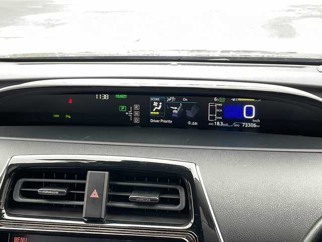 トヨタ プリウス A 福島県 2021(令3)年 7.4万km アティチュードブラックマイカ 4WD 純正ナビ LEDヘッドライト Bluetooth 衝突軽減ブレーキ コーナーセンサー ブラインドスポットモニター ドライブレコーダー ETC クルコン HUD オートハイビーム 純正フロアマット