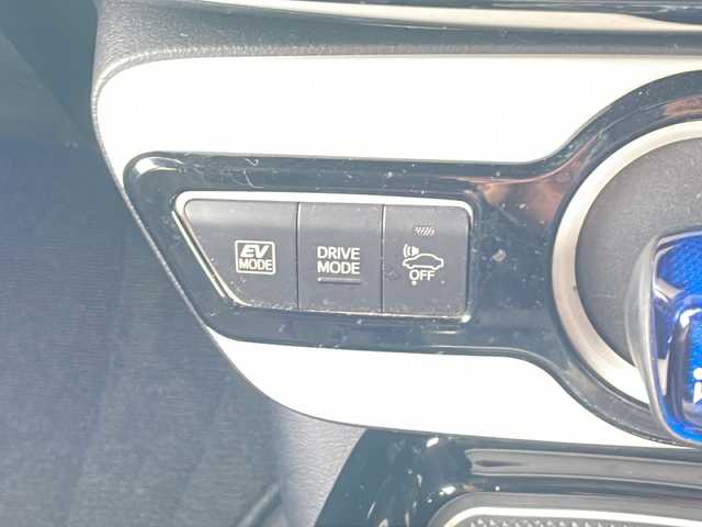 トヨタ プリウス A 福島県 2021(令3)年 7.4万km アティチュードブラックマイカ 4WD 純正ナビ LEDヘッドライト Bluetooth 衝突軽減ブレーキ コーナーセンサー ブラインドスポットモニター ドライブレコーダー ETC クルコン HUD オートハイビーム 純正フロアマット