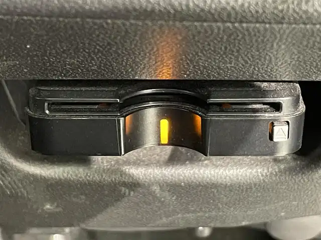 ダイハツ キャスト アクティバ GプライムコレSAⅡ 愛知県 2016(平28)年 6.2万km パールホワイトⅢ カロッツェリアナビ/(CD・DVD再生/SD/FM/AM/地デジ/Bluetooth/iPod)/スマートアシスト　/　　-衝突軽減ブレーキ　/　　-車線逸脱警報/　　-オートハイビーム/　　-先行車発進お知らせ機能/　　-誤発進抑制機能/シートヒーター　/ビルトインＥＴＣ　/ＬＥＤヘッドライト　/バックカメラ　/ＬＥＤフォグランプ　/パーキングセンサー　/アイドリングストップ　/純正フロアマット　/盗難防止/アクセサリーソケット