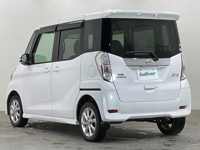 日産 デイズ ルークス ハイウェイスター Xターボ 栃木県 2018(平30)年 3.8万km パール 純正ナビ/(CD/フルセグTV/Bluetooth/SD/AUX)/エマージェンシーブレーキ/アラウンドビューモニター/片側パワースライドドア/ETC/LEDヘッドライト/オートライト/オートハイビーム/アイドリングストップ/スマートキー/プッシュスタート/ステアリングスイッチ/ドアバイザー/フォグランプ