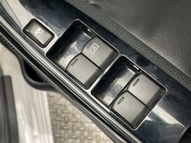 日産 デイズ ルークス ハイウェイスター Xターボ 栃木県 2018(平30)年 3.8万km パール 純正ナビ/(CD/フルセグTV/Bluetooth/SD/AUX)/エマージェンシーブレーキ/アラウンドビューモニター/片側パワースライドドア/ETC/LEDヘッドライト/オートライト/オートハイビーム/アイドリングストップ/スマートキー/プッシュスタート/ステアリングスイッチ/ドアバイザー/フォグランプ