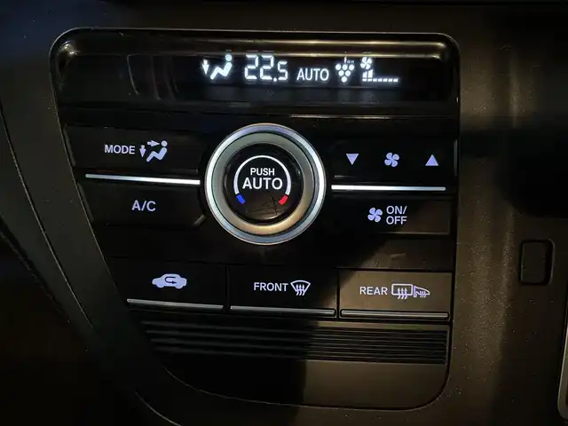 ホンダ フリード＋ G ホンダセンシング 千葉県 2018(平30)年 5.3万km モダンスティールM ホンダセンシング/・衝突軽減ブレーキ/・レーンキープアシスト/・オートマチックハイビーム/・アダプティブクルーズコントロール/純正9インチSDナビ/・CD/DVD/MSV/Bluetooth/フルセグ/バックカメラ/両後パワースライドドア/スマートキー/社外ドライブレコーダー/ビルトインETC/社外LEDヘッドライト/ヘッドライトレベライザー/ドアバイザー/新車時保証書＆取扱説明書