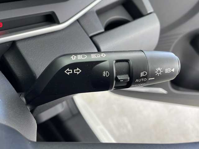 日産 オーラ G レザーエディション 鹿児島県 2022(令4)年 1.8万km ピュアホワイトパール 純正ナビ/（BT/フルセグTV）/エマージェンシーブレーキ/プロパイロット/BOSEプレミアムサウンド/アラウンドビューモニター/電動パーキングブレーキ/オートホールド機能/ワイヤレス充電/レザーシート/ブラインドスポットモニター/デジタルインナーミラー/革巻きステアリング/ステアリングスイッチ