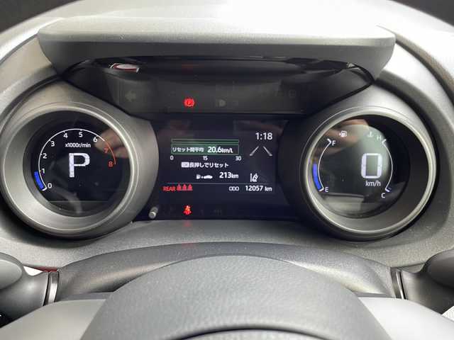 トヨタ ヤリス G 愛知県 2020(令2)年 1.2万km アバンギャルドブロンズメタリック トヨタセーフティセンス/純正8型ディスプレイオーディオ/レーダークルーズコントロール/Bluetooth/AppleCarPlay/バックカメラ/コーナーセンサー/社外AW/LEDヘッドライト/レーンキープアシスト/ドライブレコーダー/ETC/ステアリングスイッチ/スマートキー/プッシュスタート