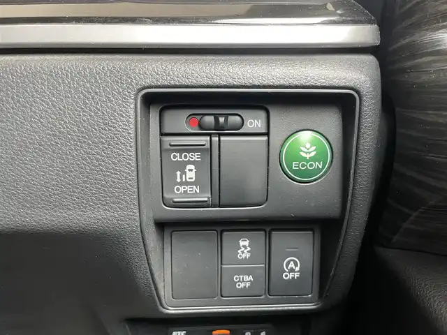 ホンダ オデッセイ アブソルート 茨城県 2014(平26)年 9.7万km クリスタルブラックパール (株)IDOMが運営する【じしゃロン水戸店】の自社ローン専用車両になりますこちらは現金またはオートローンご利用時の価格です。自社ローンご希望の方は別途その旨お申付け下さい/純正ナビ　/フルセグ　/バックカメラ/後席モニター/ステアリングスイッチ/クルーズコントロール/パドルシフト/アイドリングストップ/左側スライドドア/オートライト