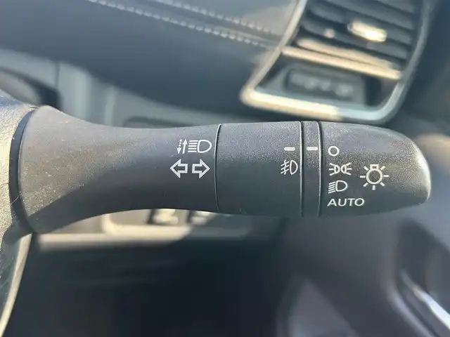 日産 セレナ ハイウェイスター 岩手県 2017(平29)年 5.3万km マルーンレッド 2トーン 4WD/車線逸脱防止支援システム/　・SRSエアバッグ/　・スマートルームミラー/　・踏み間違い衝突防止アシスト/　・インテリジェントパーキング・アシスト/　・進入禁止標識検知/　・ふらつき警報/　・フロントバックソナー/　・電動パーキングブレーキ/　・オートブレーキホールド/エマージェンシーブレーキ/純正メモリナビ/　・DVD/アラウンドビューモニター/バックカメラ/LEDヘッドライト/純正15インチアルミホイール/ステアリングスイッチ/オートエアコン/アイドリングストップ/スマートキー/ETC