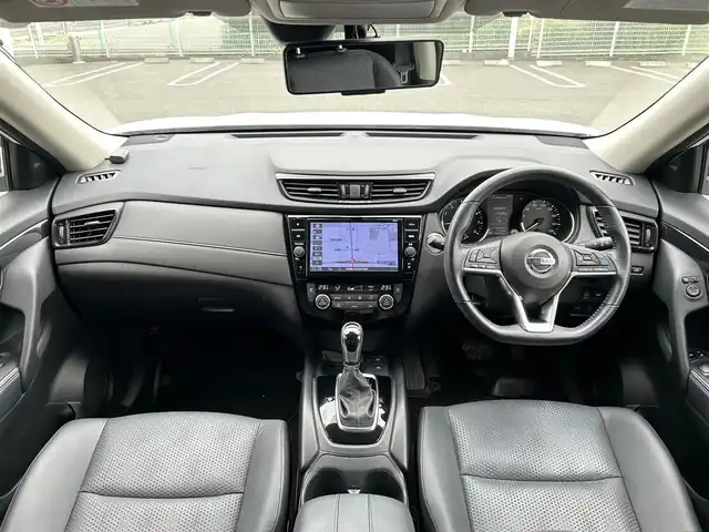 日産 エクストレイル 20Xi 群馬県 2021(令3)年 3.3万km ブリリアントホワイトパール ワンオーナー/純正SDナビ（MM520D-L）/（Bluetooth/AM/FM/SD/USB/CD/DVD/フルセグTV）/アラウンドビューモニター/プロパイロット/レーンキープアシスト/クルーズコントロール/エマージェンシーブレーキ/コーナリングスタビリティアシスト/ブラインドスポットモニター/クリアランスソナー/純正前方ドラレコ（DJ4-D）/電動バックドア/前席パワーシート/全席シートヒーター/シルバールーフレール/電子パーキング/ブレーキオートホールド/アクティブエンジンブレーキ/アイドリングストップ/プッシュスタート/オートライト/LEDヘッドライト/フロントフォグランプ/電動格納ウインカーミラー/純正ビルトインETC