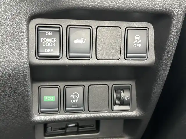 日産 エクストレイル 20Xi 群馬県 2021(令3)年 3.3万km ブリリアントホワイトパール ワンオーナー/純正SDナビ（MM520D-L）/（Bluetooth/AM/FM/SD/USB/CD/DVD/フルセグTV）/アラウンドビューモニター/プロパイロット/レーンキープアシスト/クルーズコントロール/エマージェンシーブレーキ/コーナリングスタビリティアシスト/ブラインドスポットモニター/クリアランスソナー/純正前方ドラレコ（DJ4-D）/電動バックドア/前席パワーシート/全席シートヒーター/シルバールーフレール/電子パーキング/ブレーキオートホールド/アクティブエンジンブレーキ/アイドリングストップ/プッシュスタート/オートライト/LEDヘッドライト/フロントフォグランプ/電動格納ウインカーミラー/純正ビルトインETC