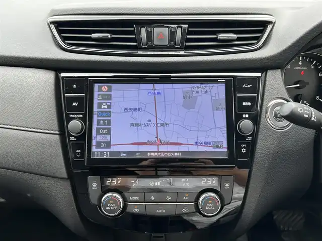日産 エクストレイル 20Xi 群馬県 2021(令3)年 3.3万km ブリリアントホワイトパール ワンオーナー/純正SDナビ（MM520D-L）/（Bluetooth/AM/FM/SD/USB/CD/DVD/フルセグTV）/アラウンドビューモニター/プロパイロット/レーンキープアシスト/クルーズコントロール/エマージェンシーブレーキ/コーナリングスタビリティアシスト/ブラインドスポットモニター/クリアランスソナー/純正前方ドラレコ（DJ4-D）/電動バックドア/前席パワーシート/全席シートヒーター/シルバールーフレール/電子パーキング/ブレーキオートホールド/アクティブエンジンブレーキ/アイドリングストップ/プッシュスタート/オートライト/LEDヘッドライト/フロントフォグランプ/電動格納ウインカーミラー/純正ビルトインETC