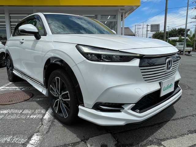 ホンダ ヴェゼル ハイブリッド e:HEV Z 神奈川県 2022(令4)年 6.9万km プラチナムホワイトパール 保証書/取扱説明書/ワンオーナー/純正SDナビ/（FM・AM・BT・CD・DVD・ipod・USB・フルセグTV）/衝突軽減システム/追従機能付きクルーズコントロール/ダウンヒルアシスト/パワーバックドア/カーテンエアバッグ/サイドエアバッグ/電動サイドブレーキ/ブレーキホールド/ハンドルヒーター/シートヒーター/ハーフレザーシート/LEDヘッドライト/オートライト/フォグランプ/純正AW１８インチ