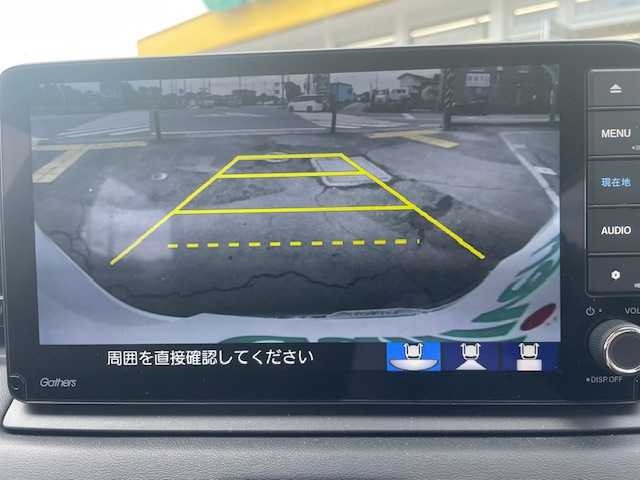 ホンダ ヴェゼル ハイブリッド e:HEV Z 神奈川県 2022(令4)年 6.9万km プラチナムホワイトパール 保証書/取扱説明書/ワンオーナー/純正SDナビ/（FM・AM・BT・CD・DVD・ipod・USB・フルセグTV）/衝突軽減システム/追従機能付きクルーズコントロール/ダウンヒルアシスト/パワーバックドア/カーテンエアバッグ/サイドエアバッグ/電動サイドブレーキ/ブレーキホールド/ハンドルヒーター/シートヒーター/ハーフレザーシート/LEDヘッドライト/オートライト/フォグランプ/純正AW１８インチ