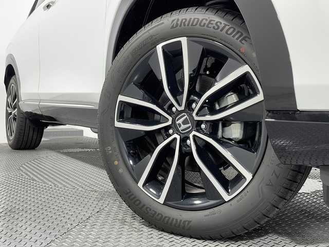 ホンダ ヴェゼル ハイブリッド e:HEV Z 広島県 2025(令7)年 0.1万km未満 プラチナホワイトパール 登録済未使用車（5km）/9型Honda CONNECTディスプレイ/パワーテールゲート/ハーフレザーシート/シートヒーター/ステアリングヒーター/減速セレクター/バックカメラ/ヒルディセントコントロール/ホンダセンシング/・衝突軽減ブレーキ/・誤発進抑制機能/・車線逸脱警報/・車線逸脱抑制/・パーキングセンサー/・アダプティブクルーズコントロール/・アダプティブドライビングビーム/・ブラインドスポットインフォメーション/ETC2.0/ワイヤレス充電/USB入力端子