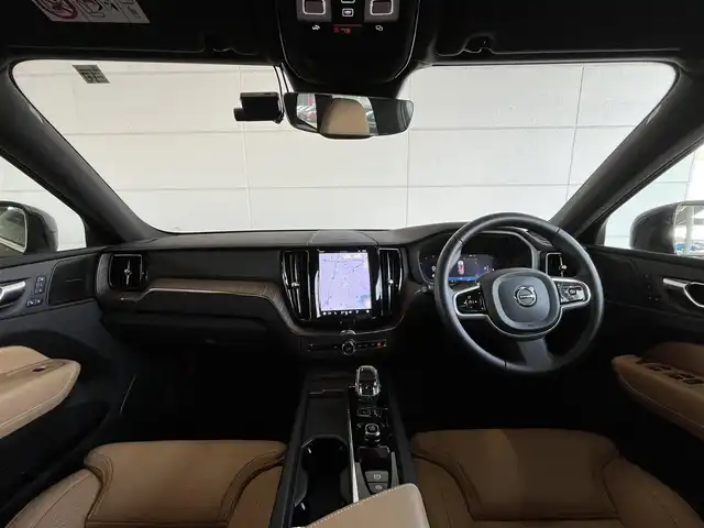 ボルボ ボルボ ＸＣ６０ アルティメット B5 AWD 山形県 2022(令4)年 3.7万km オニキスブラックP Googleモデル/Googleナビ/Bluetooth/USB/AppleCarPlay/Android Auto/ブラウンナッパレザーシート/シートヒーター（ALL）/ベンチレーション（D/N）/パノラマサンルーフ/アダプティブクルーズコントロール/レーンキープアシスト/ブラインドスポットアシスト/ヘッドアップディスプレイ/Harman/Kardonサウンド/電動リアゲート/・フットオープナー/ドライブモード/クリスタルシフト/LEDライト/オートハイビーム/純正19インチアルミ