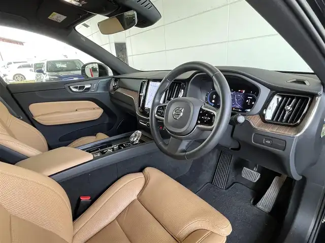 ボルボ ボルボ ＸＣ６０ アルティメット B5 AWD 山形県 2022(令4)年 3.7万km オニキスブラックP Googleモデル/Googleナビ/Bluetooth/USB/AppleCarPlay/Android Auto/ブラウンナッパレザーシート/シートヒーター（ALL）/ベンチレーション（D/N）/パノラマサンルーフ/アダプティブクルーズコントロール/レーンキープアシスト/ブラインドスポットアシスト/ヘッドアップディスプレイ/Harman/Kardonサウンド/電動リアゲート/・フットオープナー/ドライブモード/クリスタルシフト/LEDライト/オートハイビーム/純正19インチアルミ