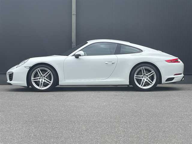 ポルシェ ９１１ カレラ 香川県 2018(平30)年 2.5万km 白 黒革/純正ナビ/パワーシート/シートヒーター/スポーツクロノpkg/スマートキー/電動格納ミラー/オートエアコン/HIDライト/前後コーナーセンサー/純正9インチアルミ/ETC