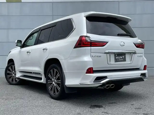 レクサス ＬＸ 570 千葉県 2018(平30)年 5.5万km ソニッククォーツ 純正ナビ/バックカメラ/マークレビンソン/サンルーフ/レザーシート/レーダークルーズコントロール/４ＷＤ/ＥＴＣ２．０/前席シートヒーター/パワーシート/エアサス/木目調ハンドル/前後コーナーセンサー